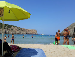 Foto von Cala Domestica Strand und seine wunderschöne Landschaft