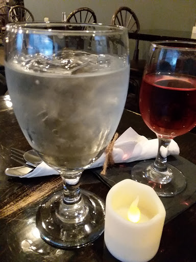 Bar «Jackpot Bistro», reviews and photos, 1652 NW Fairview Dr, Gresham, OR 97030, USA