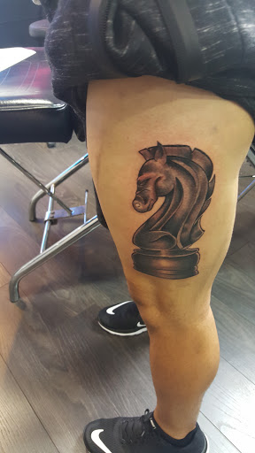 Tattoo Shop «Scratch The Surface Tattoo», reviews and photos, 6550 International Dr #111, Orlando, FL 32819, USA