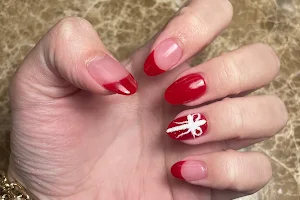 Denison Nails image