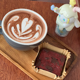 Mood on Cookies & Coffee Salaya