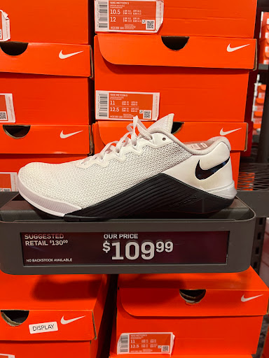 Shopping Mall «Calhoun Outlet Marketplace», reviews and photos, 455 Belwood Rd, Calhoun, GA 30701, USA