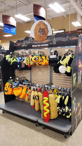 Pet Supply Store «PetSmart», reviews and photos, 2534 South Rd, Poughkeepsie, NY 12601, USA