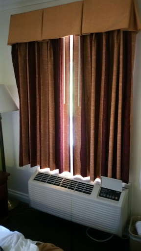 Redondo Inn & Suites image