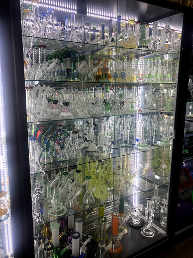 Tobacco Shop «UP IN SMOKE SHOP», reviews and photos, 190 E Carson St, Carson, CA 90745, USA