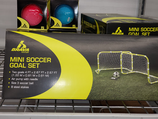 Sporting Goods Store «Academy Sports + Outdoors», reviews and photos, 14260 Manchester Rd, Manchester, MO 63011, USA