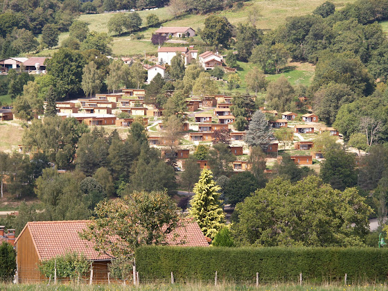 Cottage Hébergement Bel Air Village Les Demeures du Lac 63550 Saint-Rémy-sur-Durolle