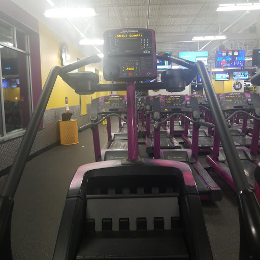 Gym «Planet Fitness», reviews and photos, 7610 Old Branch Ave, Clinton, MD 20735, USA