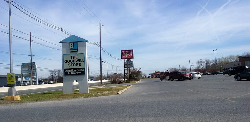 Thrift Store «Goodwill», reviews and photos, 4314 US-130 #1, Willingboro, NJ 08046, USA