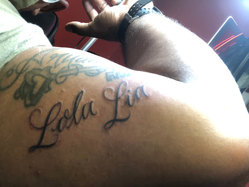 Tattoo Shop «Wyze Guyz Tattoo Parlor», reviews and photos, 3012 Lee Trevino Dr B, El Paso, TX 79936, USA