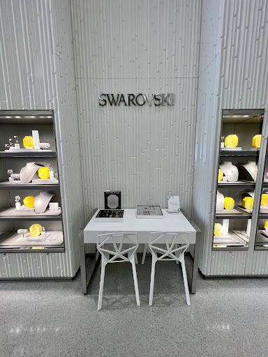 Jewelry Store «Swarovski», reviews and photos, 734 Lincoln Rd, Miami Beach, FL 33139, USA