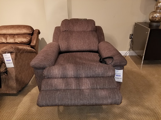 Furniture Store «La-Z-Boy Furniture Galleries», reviews and photos, 1752 Old York Rd, Abington, PA 19001, USA