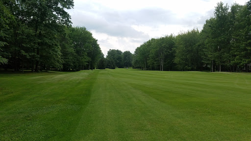 Golf Course «Walnut Run Golf Course», reviews and photos, 601 E Main St, Cortland, OH 44410, USA