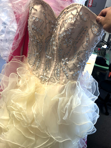 Tailor «Top Notch Tailors & Dry Cleaning», reviews and photos, 113 Power Rd, Pawtucket, RI 02860, USA