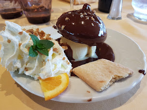 Photo n°31 de Logis Hôtel Restaurant & Spa Les Remparts à Salers ()