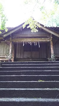 岩加羅神社
