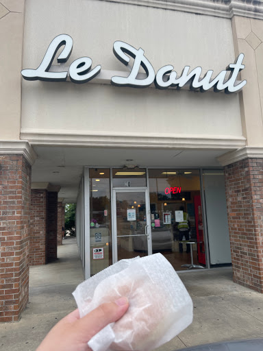 Donut Shop «Le Donut», reviews and photos, 2803 Old Spanish Trail, Houston, TX 77054, USA