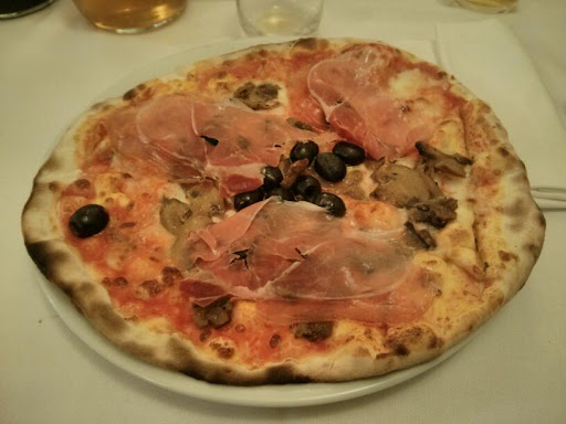 Hotel Ristorante Pizzeria Mancinelli in Fossombrone, Provincia di Pesaro e Urbino