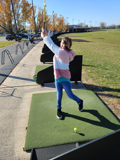 Golf Course «Fresh Meadow Golf Club», reviews and photos, 2144 S Wolf Rd, Hillside, IL 60162, USA