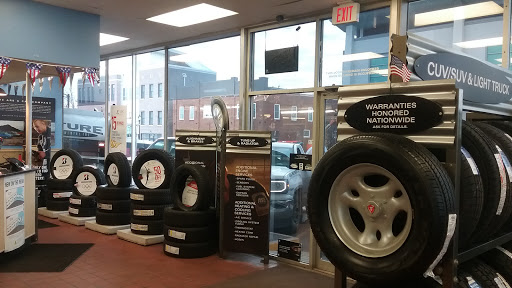 Tire Shop «Firestone Complete Auto Care», reviews and photos, 219 S Walnut St, Bloomington, IN 47404, USA