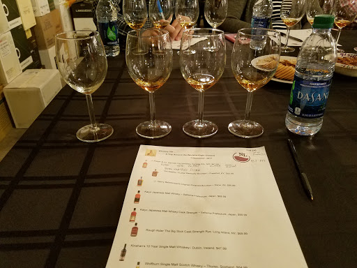 Wine Store «North Loop Wine & Spirits», reviews and photos, 218 N Washington Ave, Minneapolis, MN 55401, USA