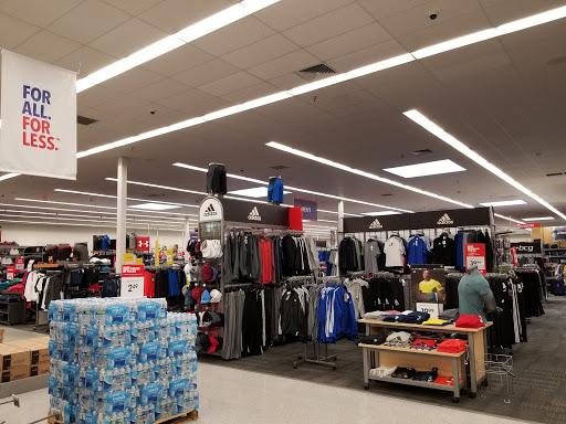 Sporting Goods Store «Academy Sports + Outdoors», reviews and photos, 2804 Business Center Dr, Pearland, TX 77584, USA