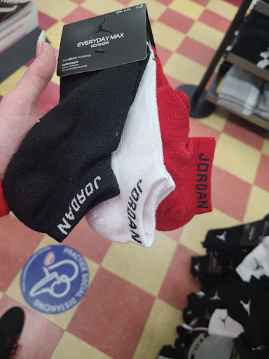 Shoe Store «WSS», reviews and photos, 6251 York Blvd, Highland Park, CA 90042, USA