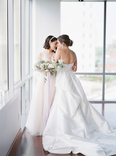 Bridal Shop «La Jeune Mariee Bridal Collection», reviews and photos, 139 E Main St, Columbus, OH 43215, USA