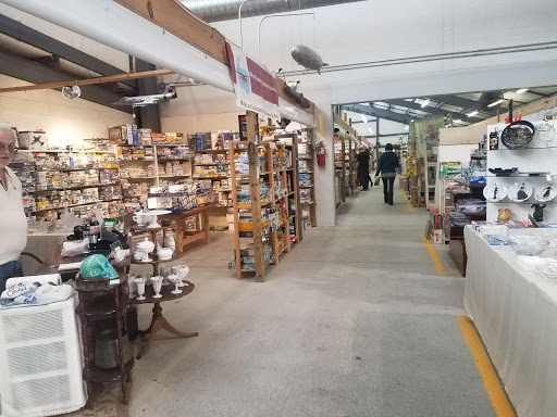 Flea Market «Virginia Bazaar», reviews and photos, 8436 Ladysmith Rd, Ruther Glen, VA 22546, USA