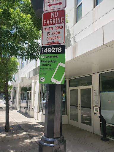 Book Store «Source of Knowledge Book Store», reviews and photos, 867 Broad St, Newark, NJ 07102, USA