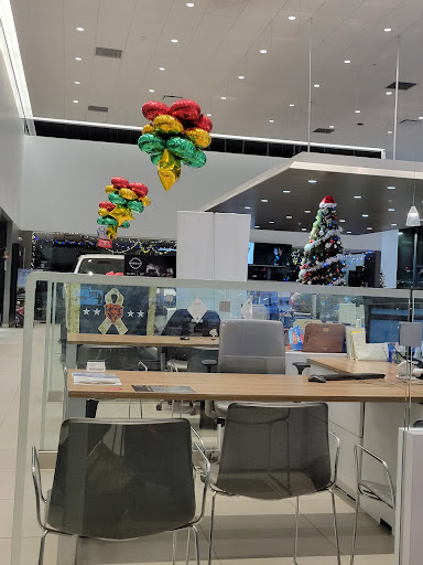 Nissan Dealer «Zeigler Nissan Of Gurnee», reviews and photos, 3175 Grand Ave, Lindenhurst, IL 60046, USA