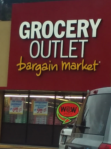 Grocery Store «Grocery Outlet Bargain Market», reviews and photos, 16261 US-101 #17, Brookings, OR 97415, USA