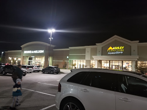 Book Store «Books-A-Million», reviews and photos, 6601 Edwardsville Crossing Dr, Edwardsville, IL 62045, USA