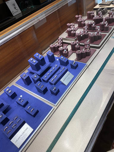 Jewelry Store «Thomas Markle Jewelers», reviews and photos, 9595 Six Pines Dr #950, The Woodlands, TX 77380, USA