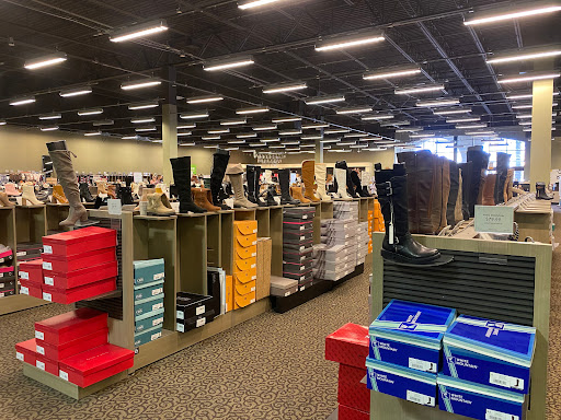 Shoe Store «DSW Designer Shoe Warehouse», reviews and photos, 4120 E 4th St, Ontario, CA 91764, USA