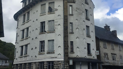 La Grange gîte d étape chambres d hôtes à Égliseneuve-d'Entraigues