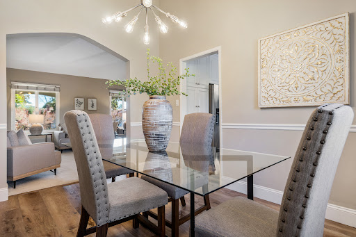 Elena Mendelson, MBA REALTOR with Compass image