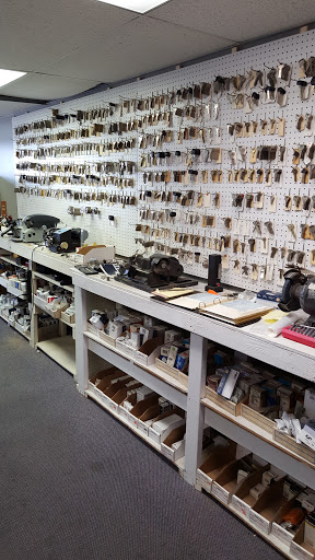 Locksmith «Berrys Lock Service», reviews and photos, 13126 W Frontage Rd, Grandview, MO 64030, USA
