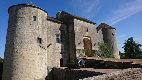 Château de Mont Saint-Jean à Mont-Saint-Jean