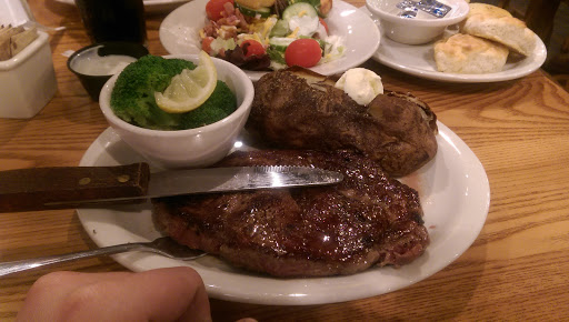 American Restaurant «Cracker Barrel Old Country Store», reviews and photos, 1050 S Hwy Dr, Fenton, MO 63026, USA