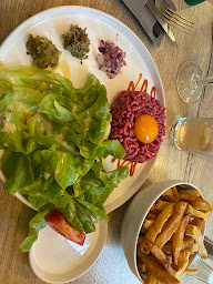 Photo n°65 de Le Coq Enchainé à La Rivière-Saint-Sauveur ()