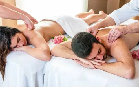 Queen Spa-Massage Service In Paharganj | Massage Center Paharganj image