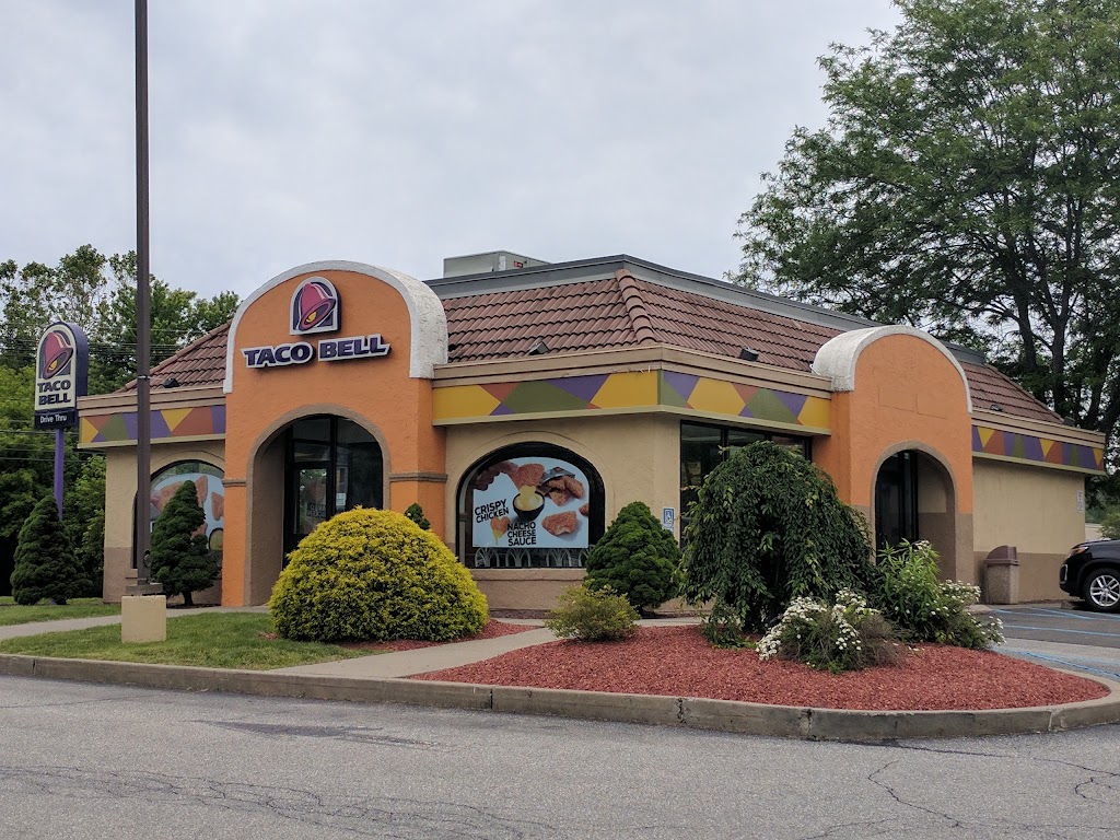 Taco Bell 06810