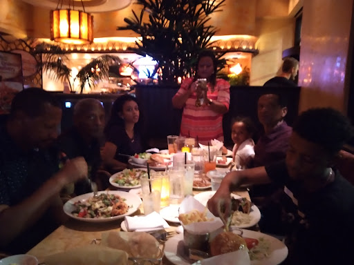 Restaurant «The Cheesecake Factory», reviews and photos, 2402 East Camelback, Phoenix, AZ 85016, USA