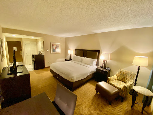 Hotel «DoubleTree by Hilton Hotel Tinton Falls - Eatontown», reviews and photos, 700 Hope Rd, Eatontown, NJ 07724, USA