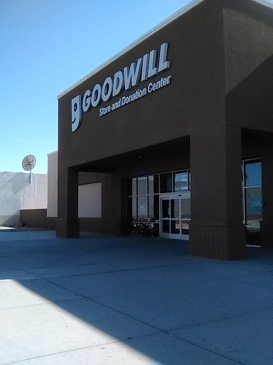 Thrift Store «Yuma Southgate Goodwill Retail Store & Donation Center», reviews and photos