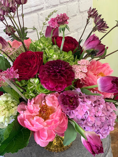 Florist «Sweet Pea Florist», reviews and photos, 5918 Naples Plaza, Long Beach, CA 90803, USA