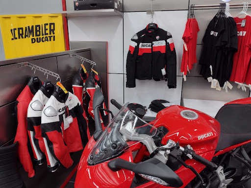 Motorcycle Dealer «Coleman Powersports», reviews and photos, 435 S Washington St, Falls Church, VA 22046, USA