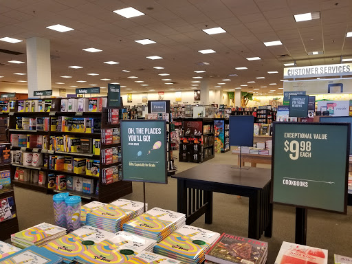 Book Store «Barnes & Noble», reviews and photos, 300 Indian Lake Blvd, Hendersonville, TN 37075, USA