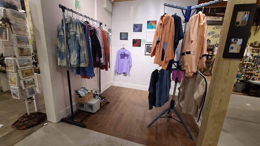 Shopping Mall «West End Garage, Cape May», reviews and photos, 484 W Perry St, Cape May, NJ 08204, USA